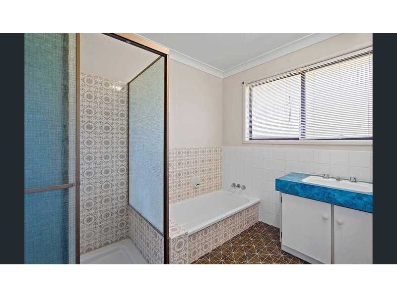 14 Dolphin Street, Macgregor QLD 4109