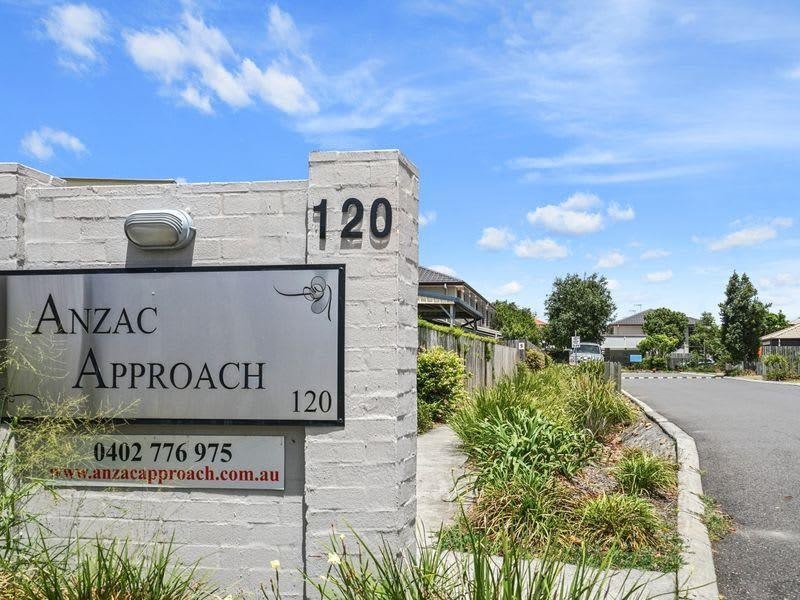 120 DUFFIELD, Kallangur QLD 4503