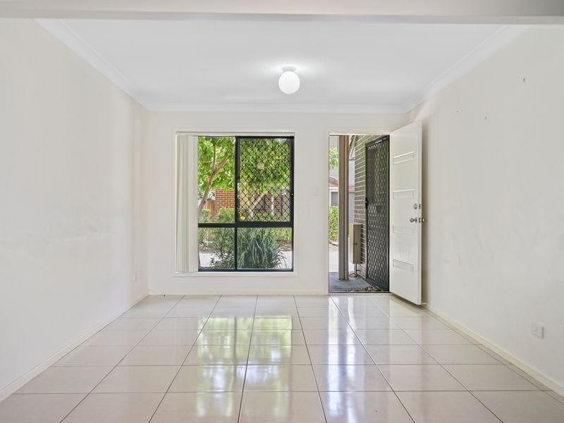120 DUFFIELD, Kallangur QLD 4503