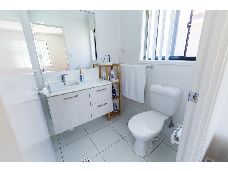120 DUFFIELD, Kallangur QLD 4503
