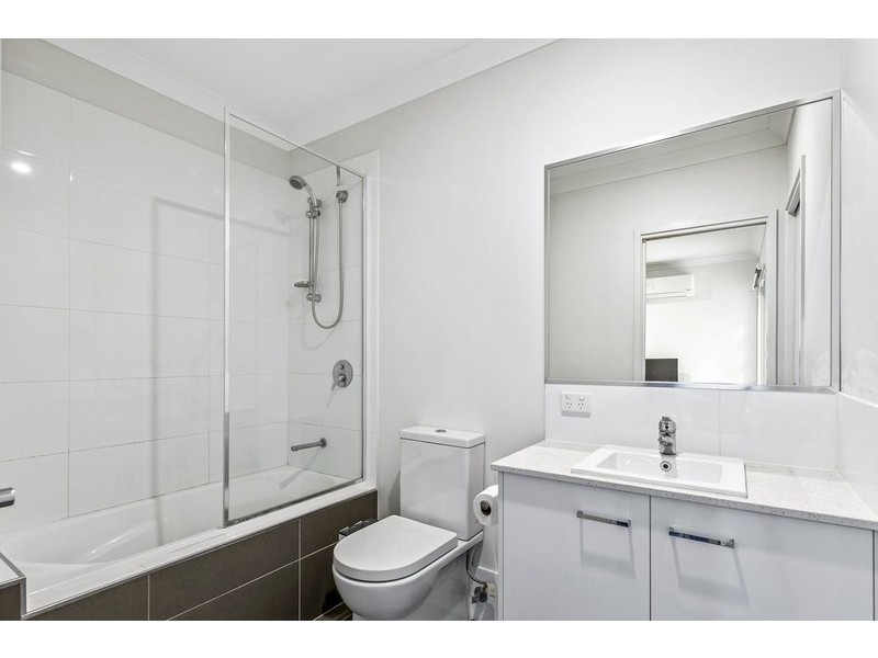 2/10 Sandy close, Browns Plains QLD 4118