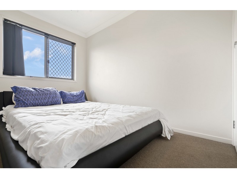 83/266 Henty Drive, Redbank Plains QLD 4301