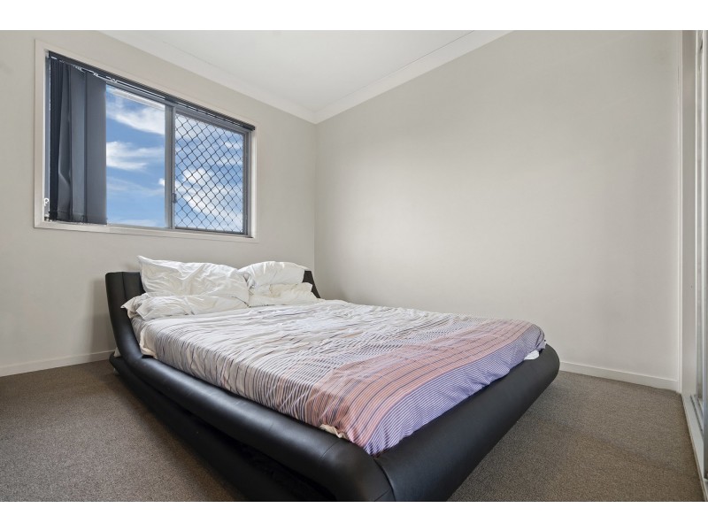 83/266 Henty Drive, Redbank Plains QLD 4301
