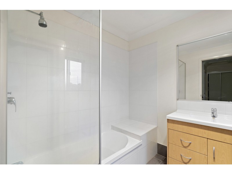 83/266 Henty Drive, Redbank Plains QLD 4301