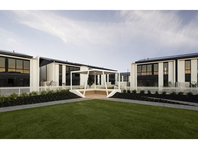 1 Ancora Crescent, Hope Island QLD 4212
