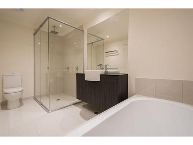 1 Ancora Crescent, Hope Island QLD 4212