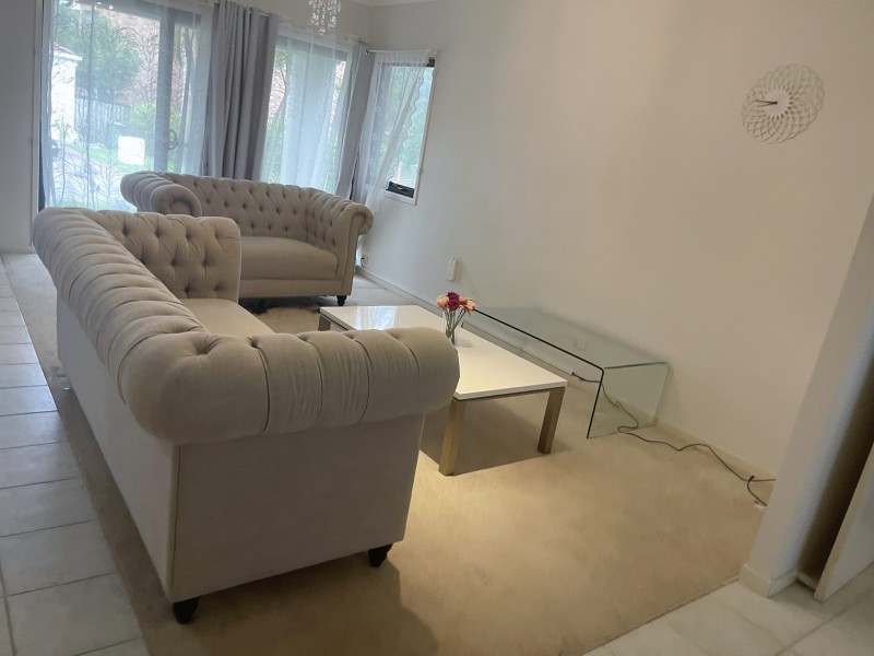 2/27 Lantau Crescent, Varsity Lakes QLD 4227