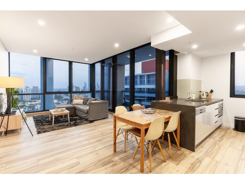 2911/2 Como Cres, Southport QLD 4215