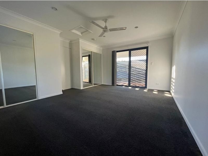 42/337 Spring Street, Kearneys Spring QLD 4350