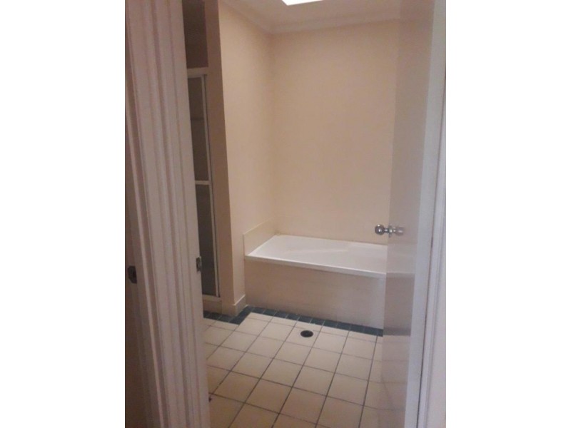 2/6 Rosegum Place, Redbank Plains QLD 4301