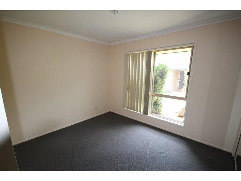 2/6 Rosegum Place, Redbank Plains QLD 4301