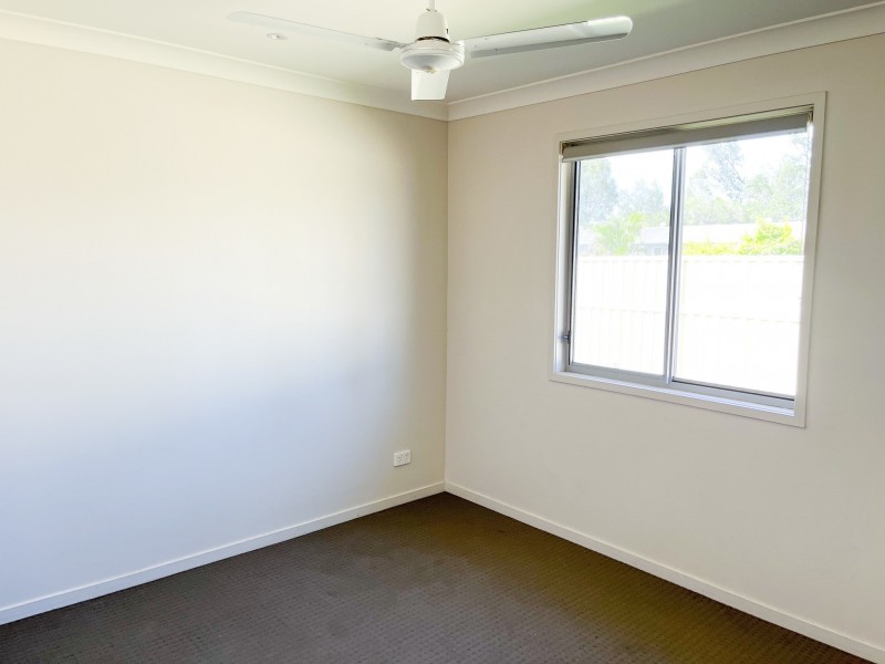 73 Centenary Dr Nth, Middlemount QLD 4746