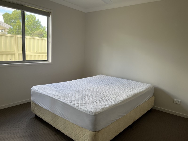 73 Centenary Dr Nth, Middlemount QLD 4746