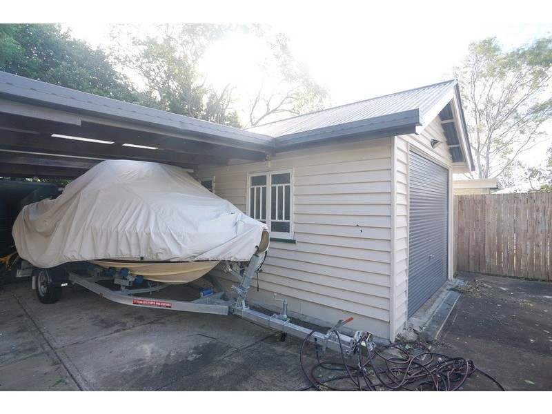 71 Burn Street, Camp Hill QLD 4152