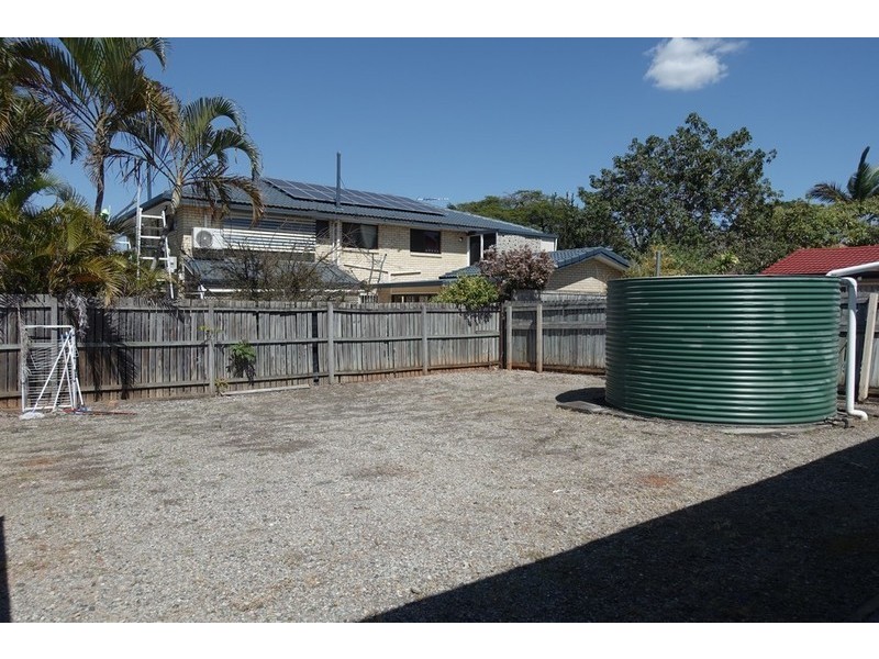 12A Angophora Street, Robertson QLD 4109