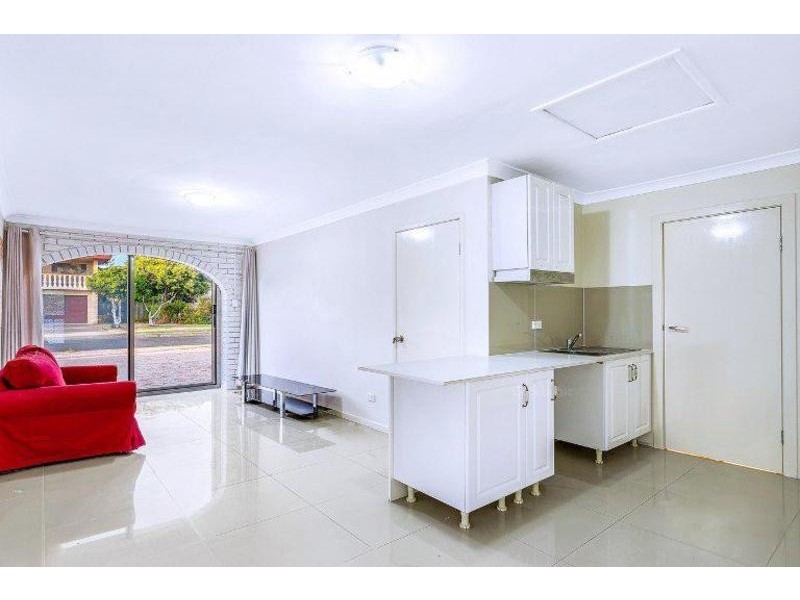 12A Angophora Street, Robertson QLD 4109