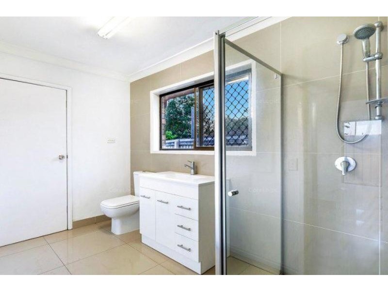 12A Angophora Street, Robertson QLD 4109