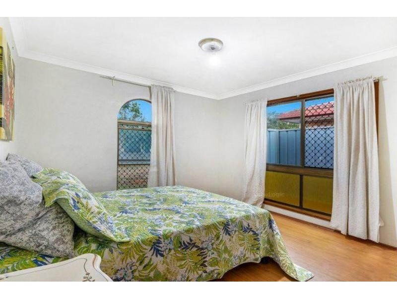 12A Angophora Street, Robertson QLD 4109