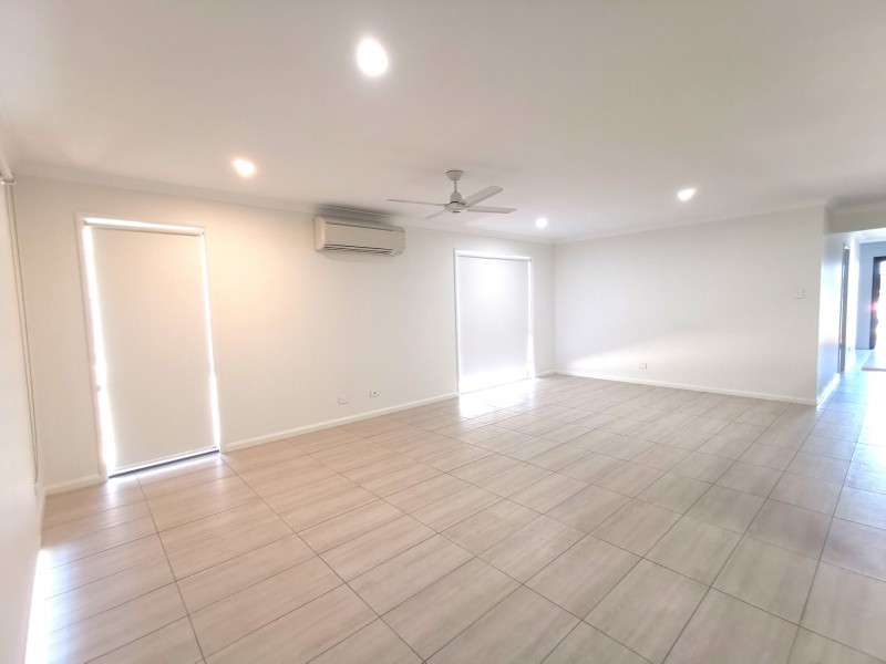 22 Woodline Drive, Spring Mountain QLD 4124