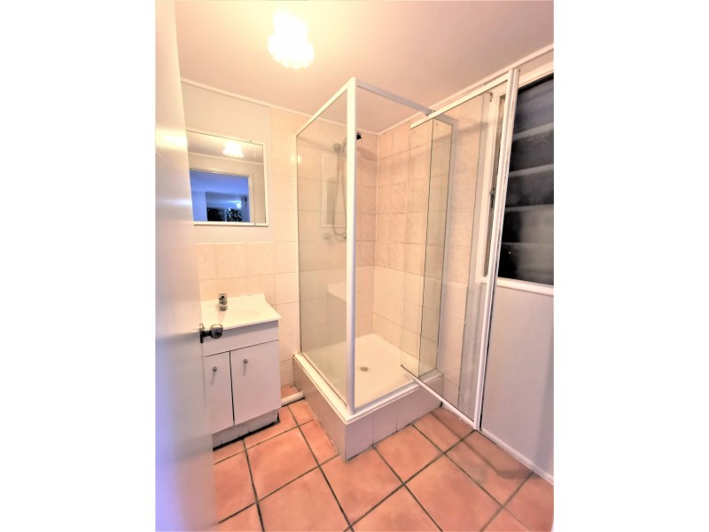 6 copenhagen Street, Wishart QLD 4122