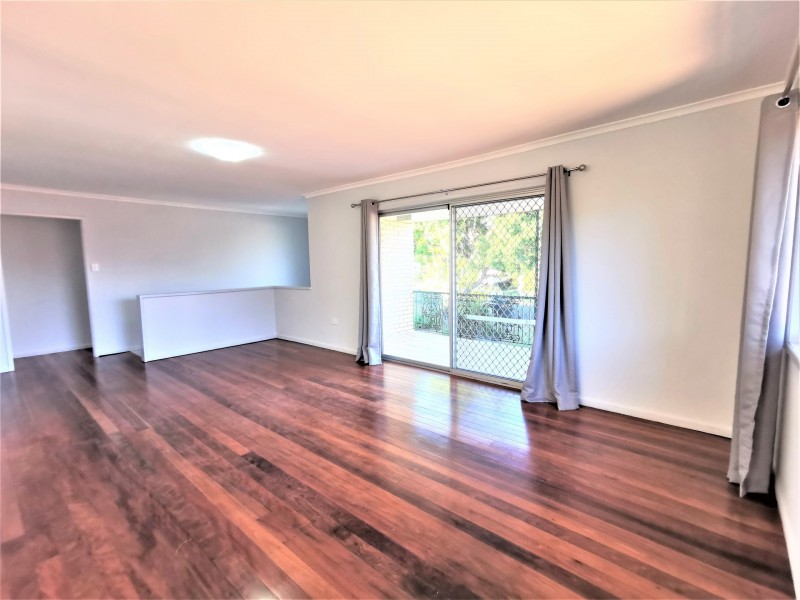 6 copenhagen Street, Wishart QLD 4122