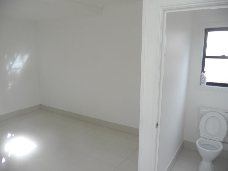 42 Avondale Ave, Annerley QLD 4103