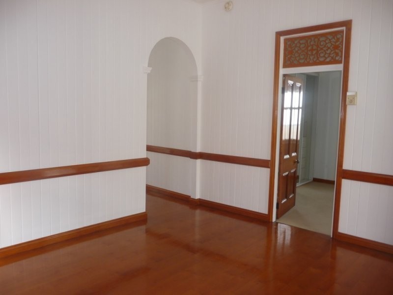 42 Avondale Ave, Annerley QLD 4103