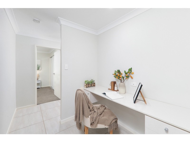 6 Beachwood Street, Redland Bay QLD 4165