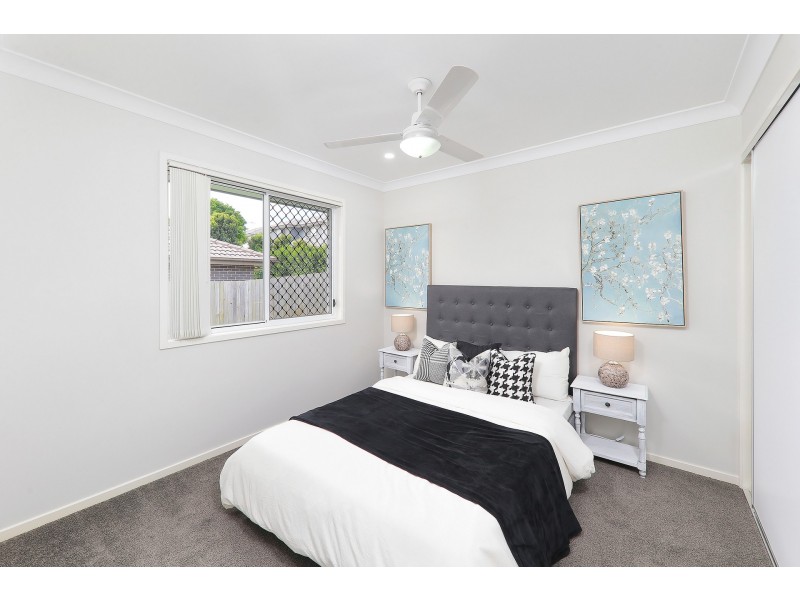 6 Beachwood Street, Redland Bay QLD 4165