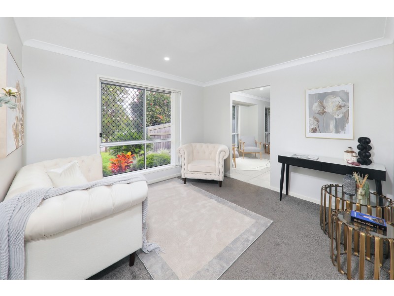 6 Beachwood Street, Redland Bay QLD 4165