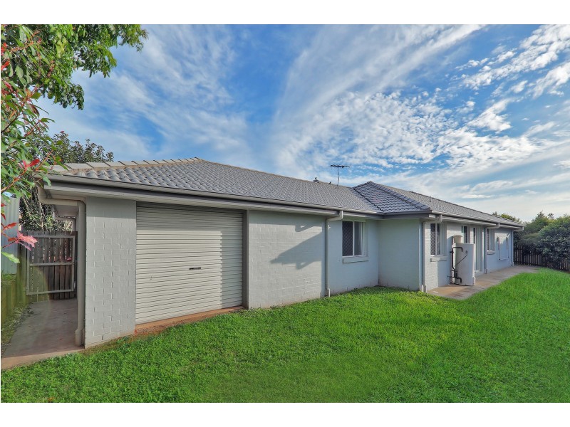 6 Beachwood Street, Redland Bay QLD 4165