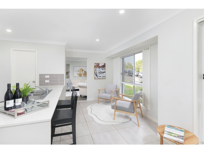 6 Beachwood Street, Redland Bay QLD 4165