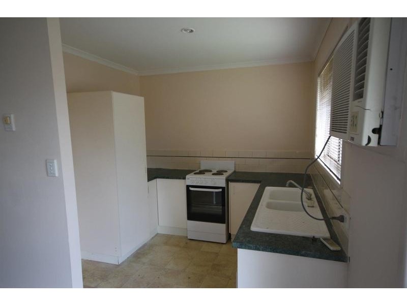 2/6 Rosegum Place, Redbank Plains QLD 4301