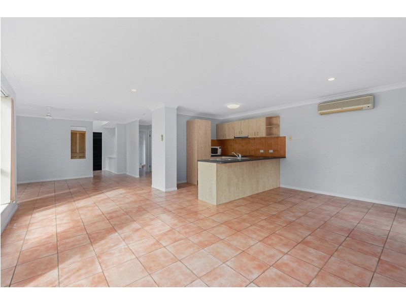 3 Prudence Court, Carina QLD 4152