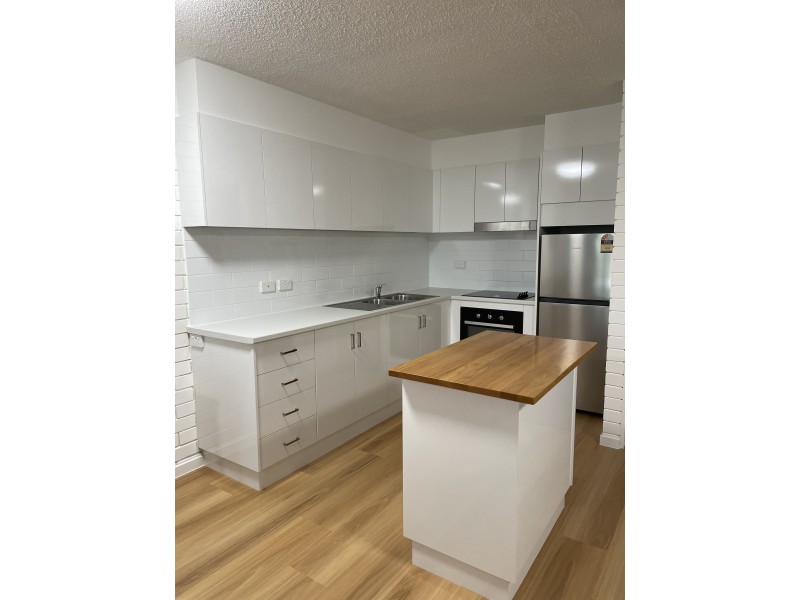 24/30 Trickett Street, Surfers Paradise QLD 4217