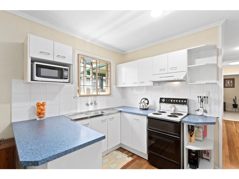 11 Shordley Street, Chermside West QLD 4032