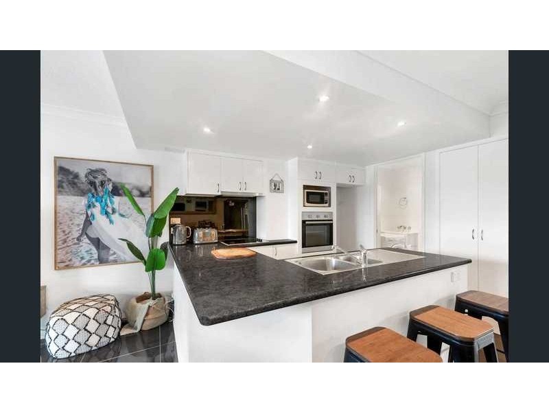 2-10 coolgardie street, Elanora QLD 4221