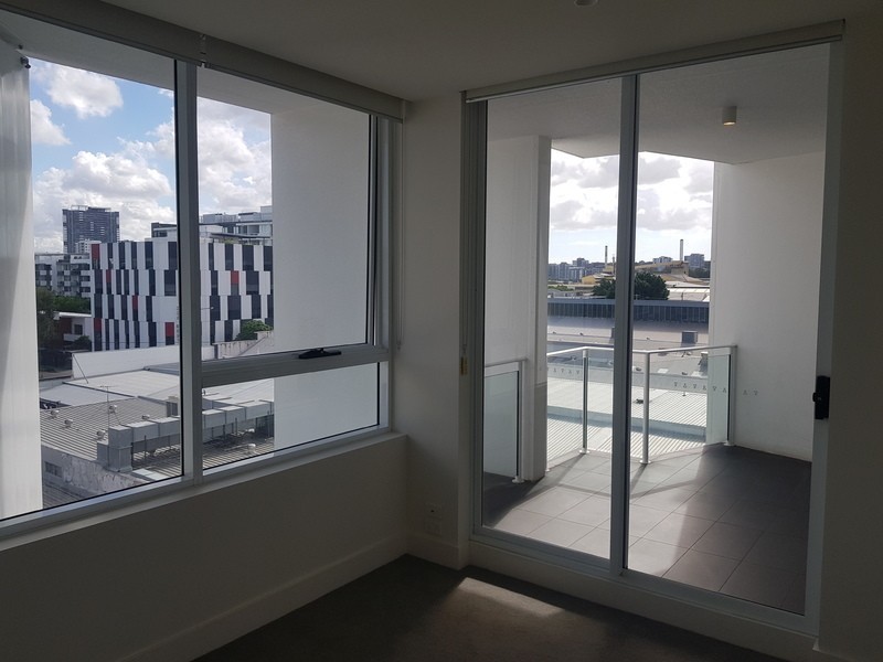 512/8 Bank Street, West End QLD 4101