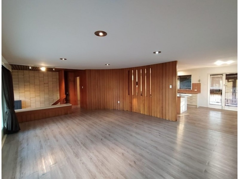 34 Cresthaven Drive, Mansfield QLD 4122