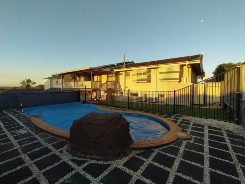 34 Cresthaven Drive, Mansfield QLD 4122