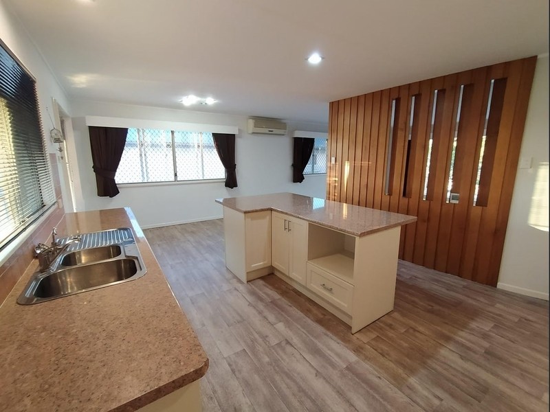 34 Cresthaven Drive, Mansfield QLD 4122