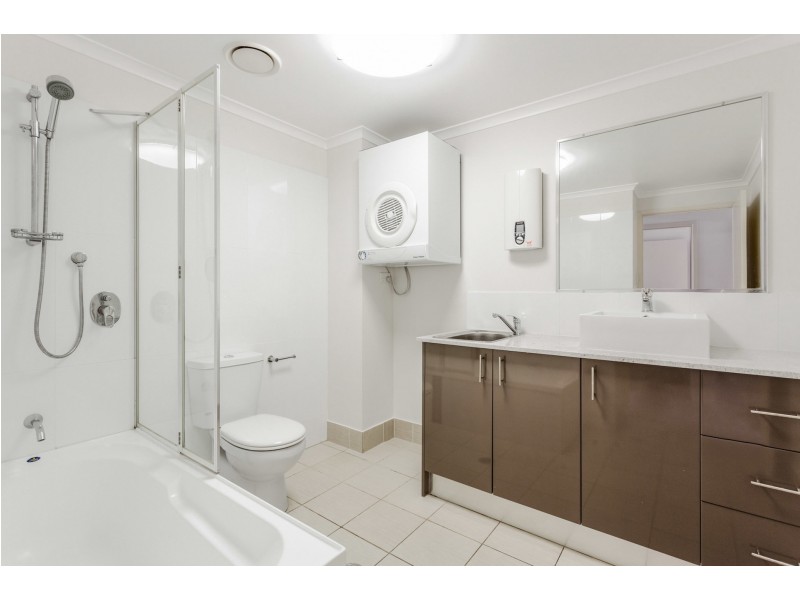 4/230 Melton Road, Nundah QLD 4012