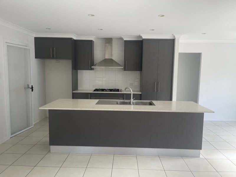 20 Waite Creek, Cannonvale QLD 4802