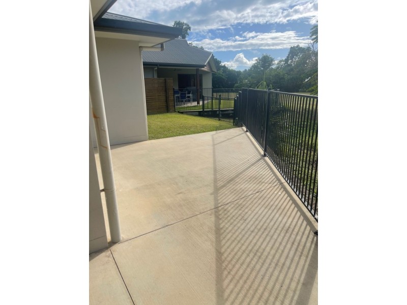 20 Waite Creek, Cannonvale QLD 4802