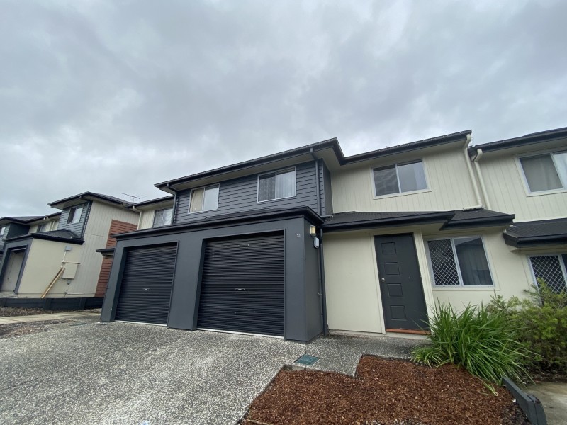 39/266 Henty Drive, Redbank Plains QLD 4301