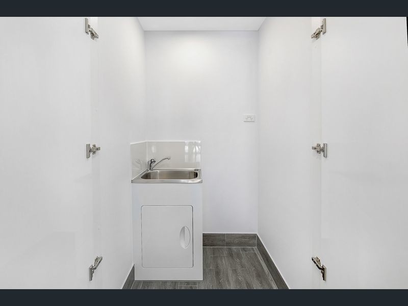 16/33 Sickle Ave, Hope Island QLD 4212