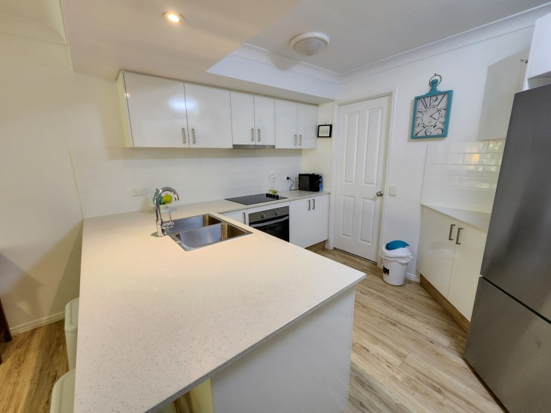 10/5 Links Court, Woorim QLD 4507