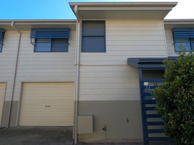 33/337 Spring Street, Kearneys Spring QLD 4350