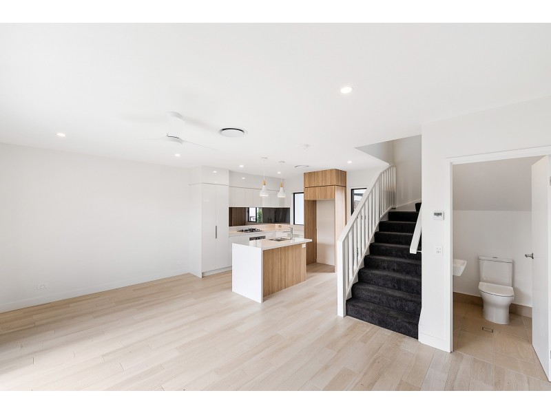 2 Bedroom/42 Sorrento Street, Wynnum West QLD 4178