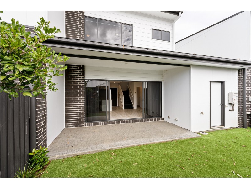 2 Bedroom/42 Sorrento Street, Wynnum West QLD 4178